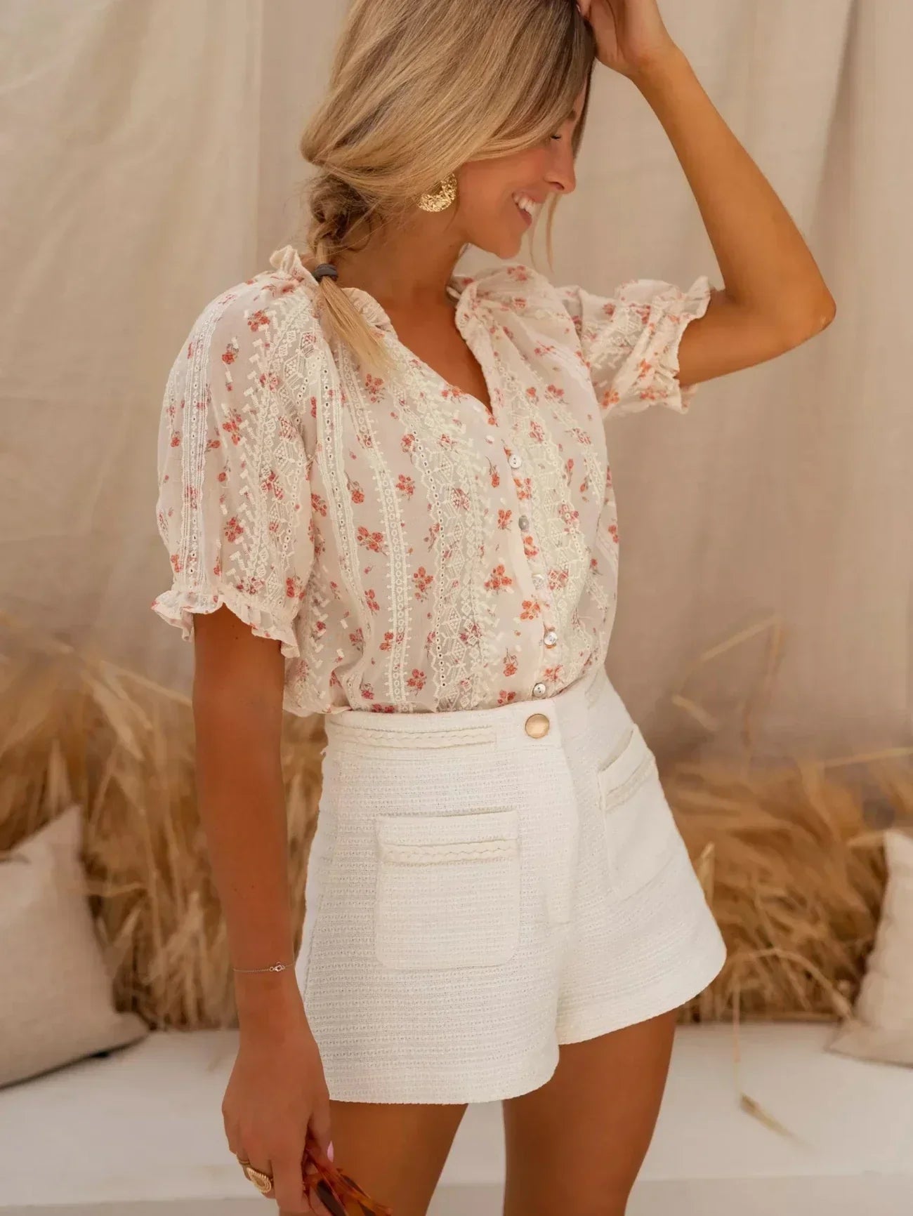 Alva™ | Blomsterbluse med Sommerlig Charme